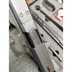 PISTOLET DY9 CAL 9X19 vert AVEC OPTIC READY, CHARGEURS 2x15 et 4 GRIPS DERYA model d'essai 1 journée