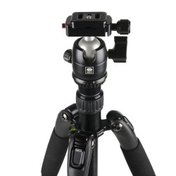 055, Trépied 3 sections avec colonne horizontale